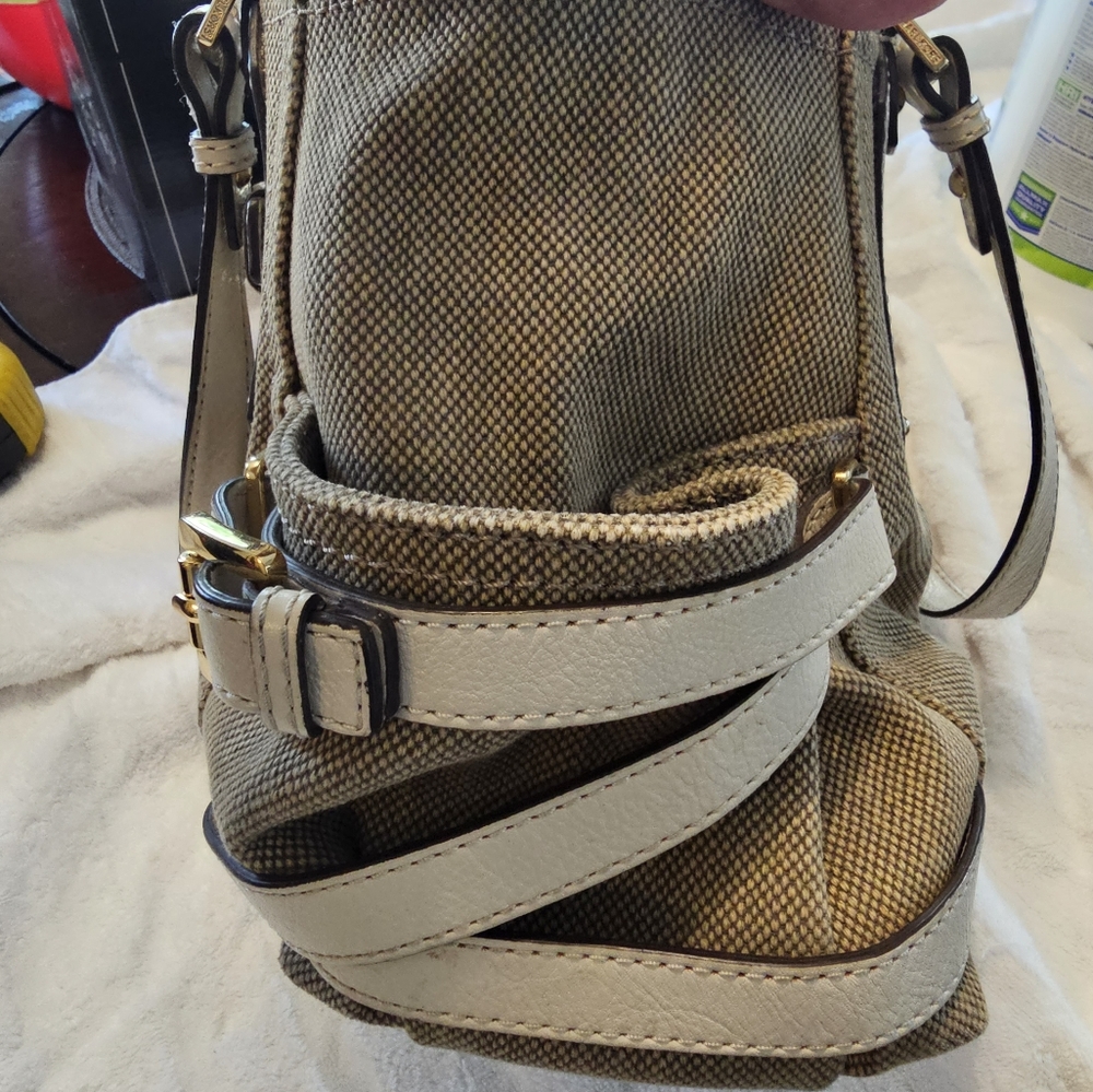 Micheal Kors Authentic Bag - Picture 10 of 13